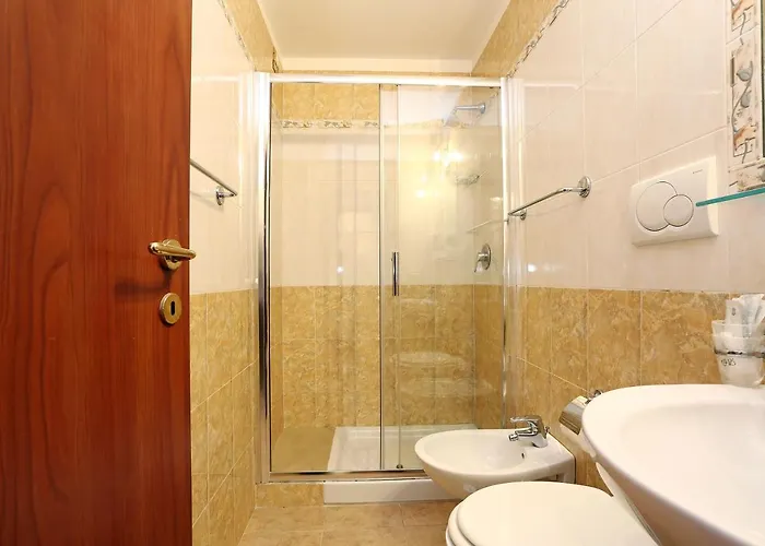Adorasuite 3* Roma